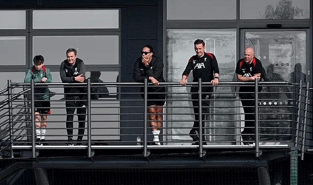 邮报独家：巴伊切蒂奇复出；利物浦在研究如何提高定位球