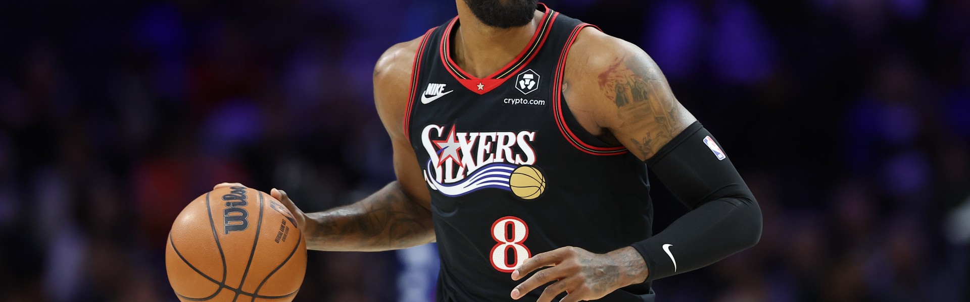 攻防俱佳！保罗·乔治半场7中5拿到18分3助2断1帽 正负值+14