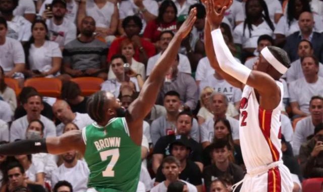 开云Kering下载-历史数据昭示绿军G2必须取胜 若输球或宣判死刑