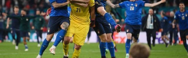 唐纳鲁马无惧高薪质疑 一战封神完美接班布冯