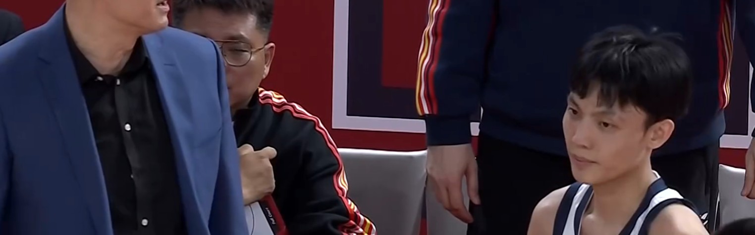 开云app下载入口-8投2中，4失误！徐杰究竟怎么了？杜锋一语道破天机，真不怪他